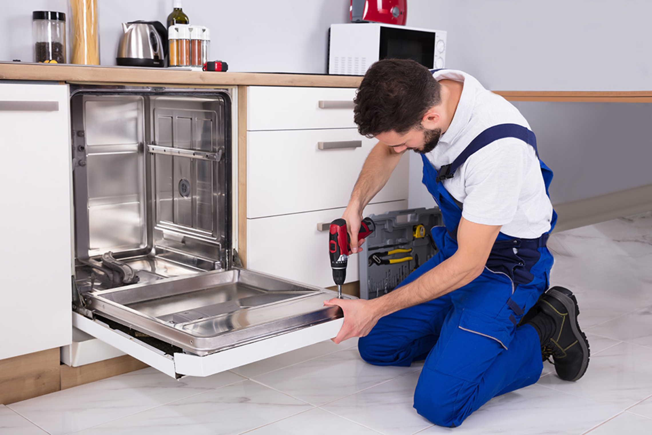 Hausgeräte-Service bei Pickel Elektro- und Sanitär GmbH in Leutershausen