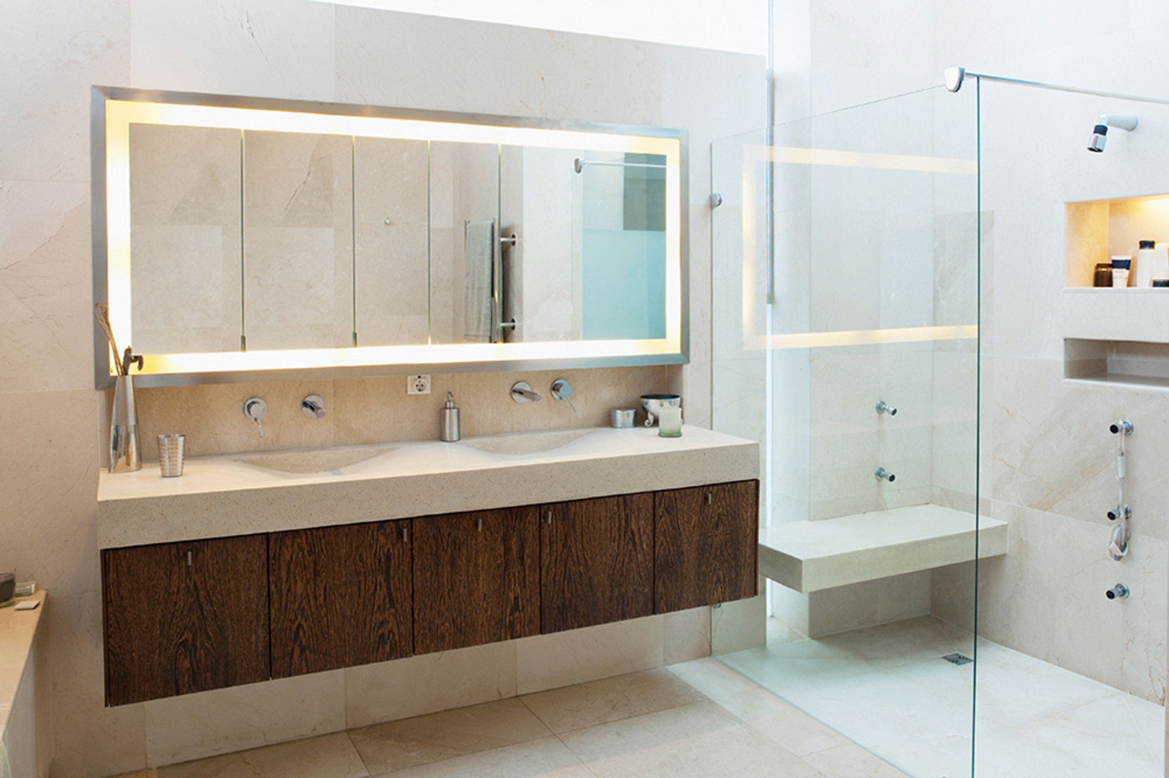 Badezimmerspiegel bei Pickel Elektro- und Sanitär GmbH in Leutershausen