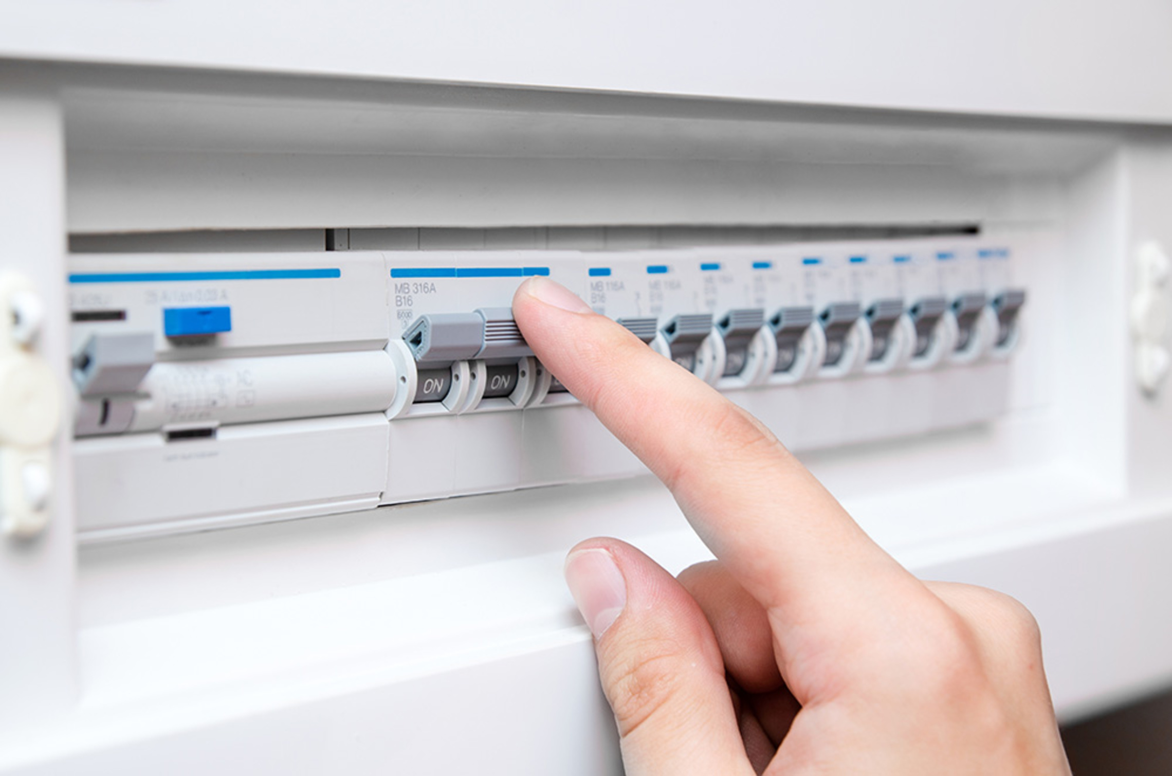 Schalt&shy;schrank&shy;bau bei Pickel Elektro- und Sanitär GmbH in Leutershausen